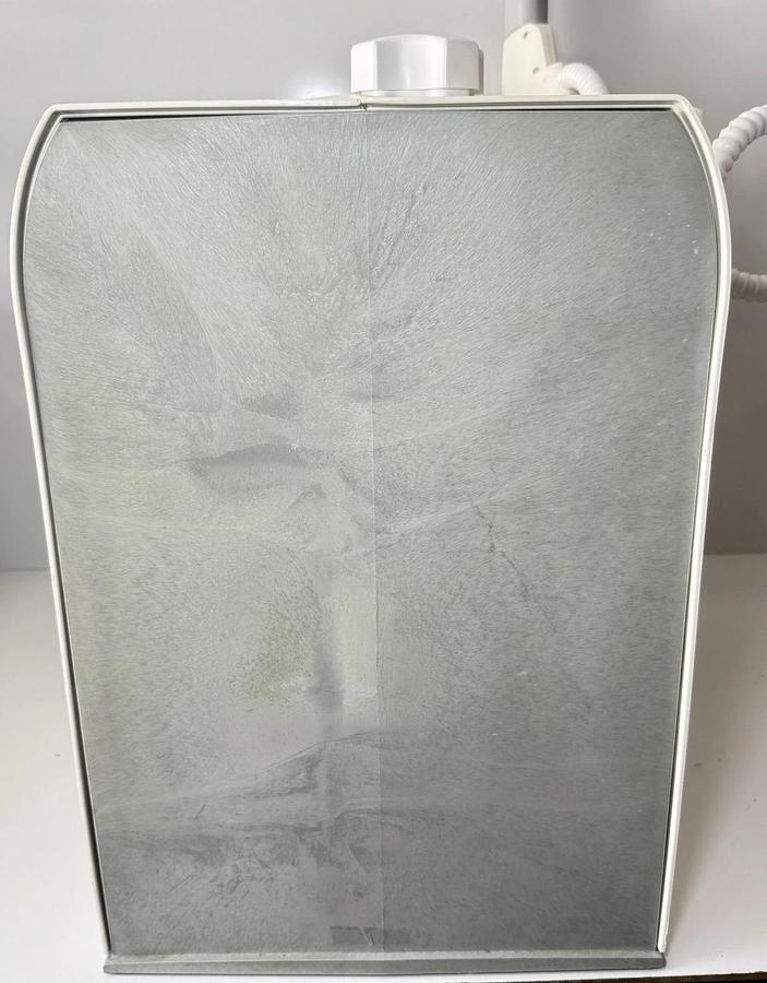 Used Millipore Milli-Q Direct 8 Water Purification System ZROQ00800