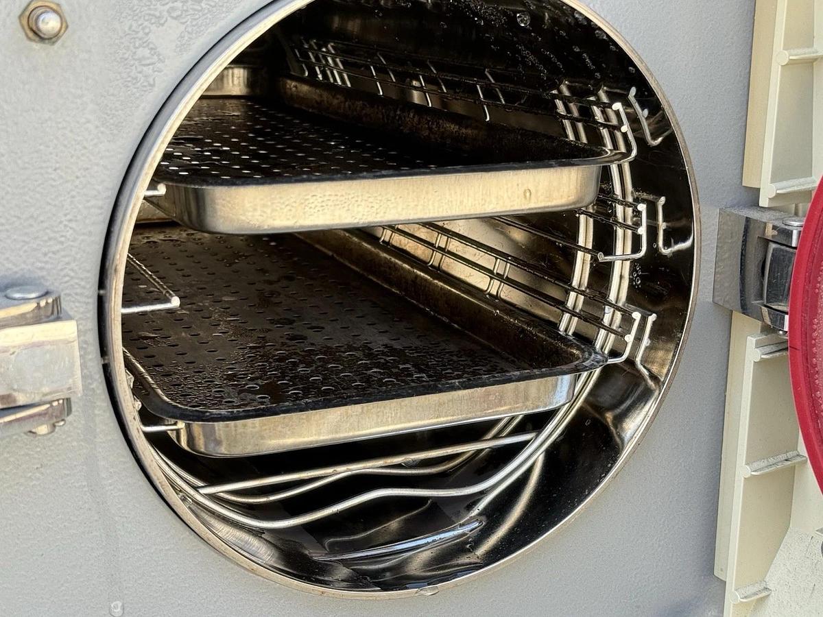 Used Tuttnauer 2340M Manual Autoclave Steam Sterilizer – 19L Chamber, Benchtop