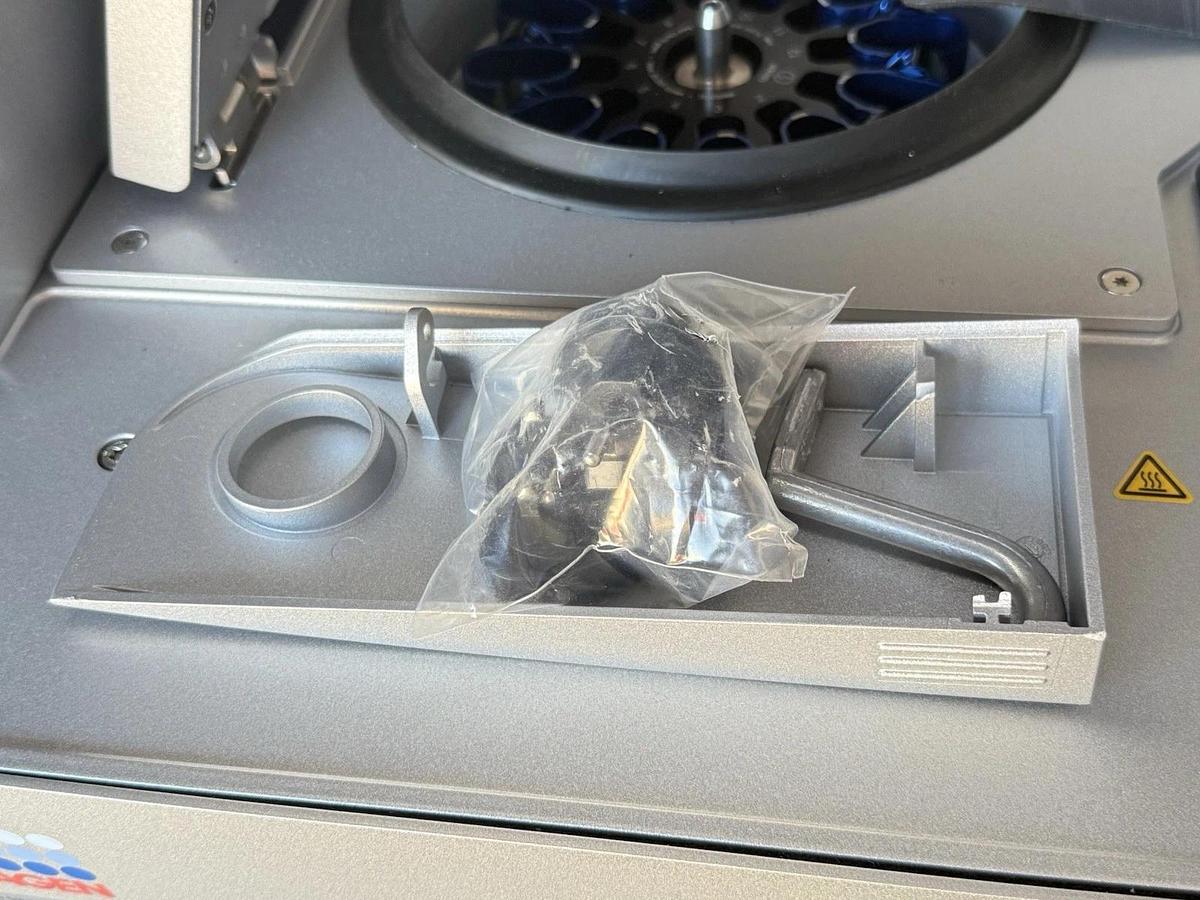 Used QIAGEN QIAcube Automated Nucleic Acid Purification and Extraction System