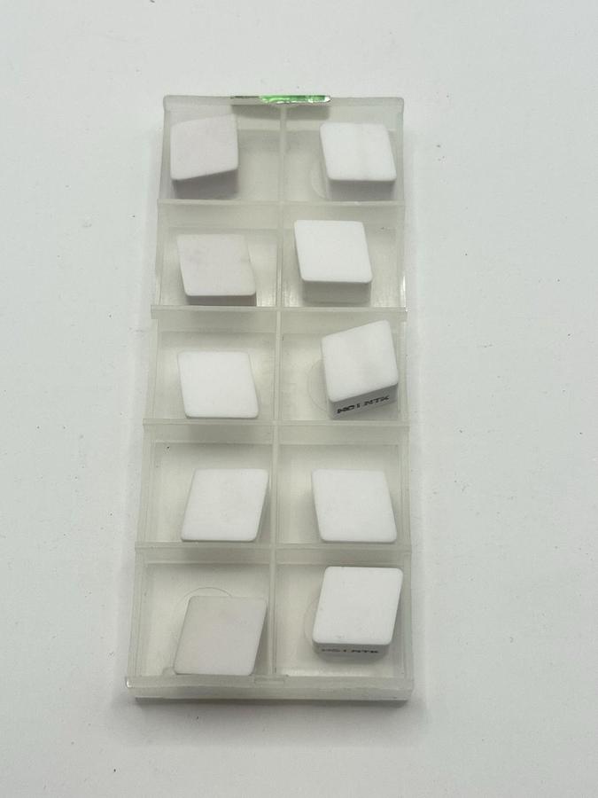 Used NTK Turning Inserts white Ceramic HC1CNGN453-ENC (5661293)