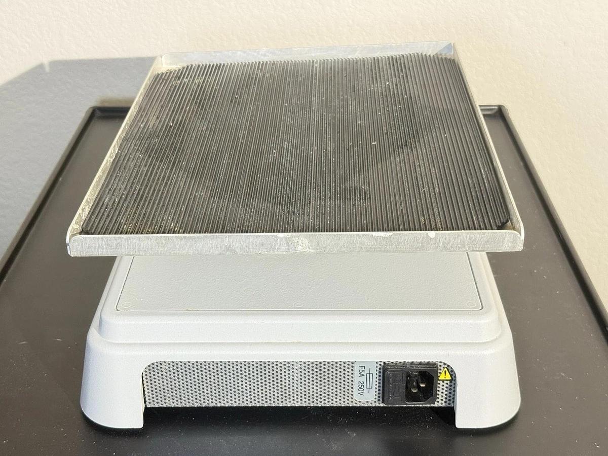 Used VWR Digital Rocker Platform Variable Speed Lab Shaker 12620-906