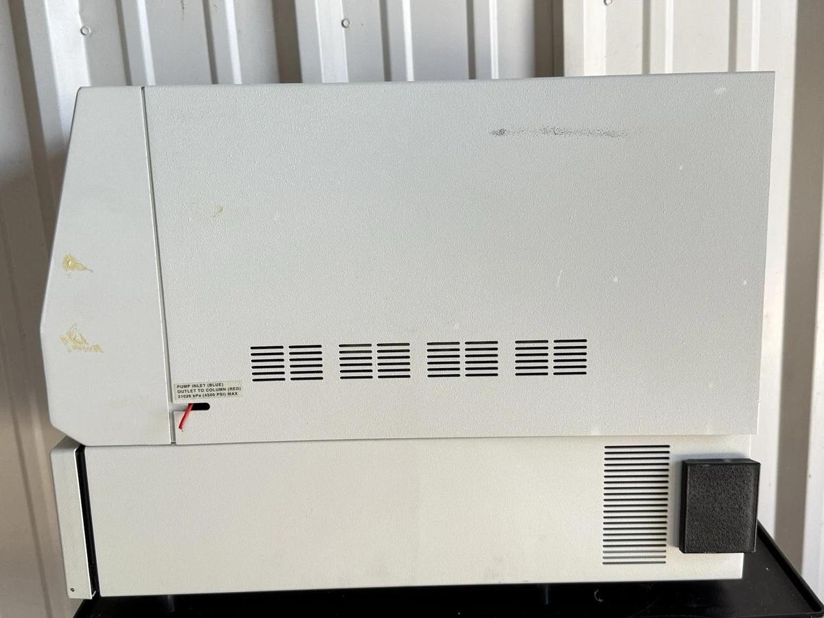 Used Waters HPLC 717 Plus Autosampler Liquid Chromatography Model: WAT078900