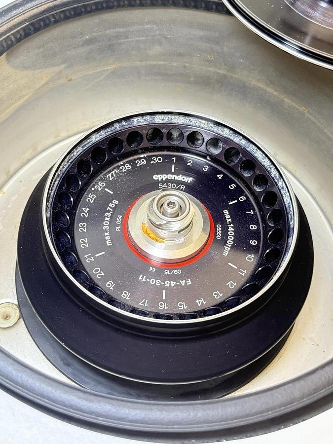 Used Eppendorf 5430R Refrigerated Centrifuge w/ F 45-30-11 Rotor