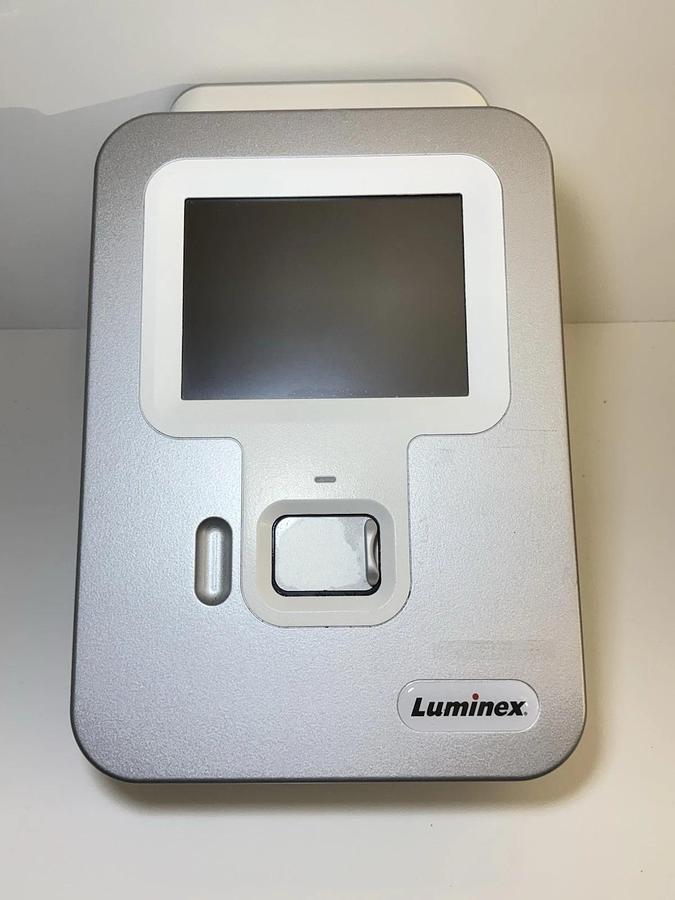 Used Nanosphere Verigene Processor SP Benchtop Analyzer 10-0000-07 + Luminex Reader