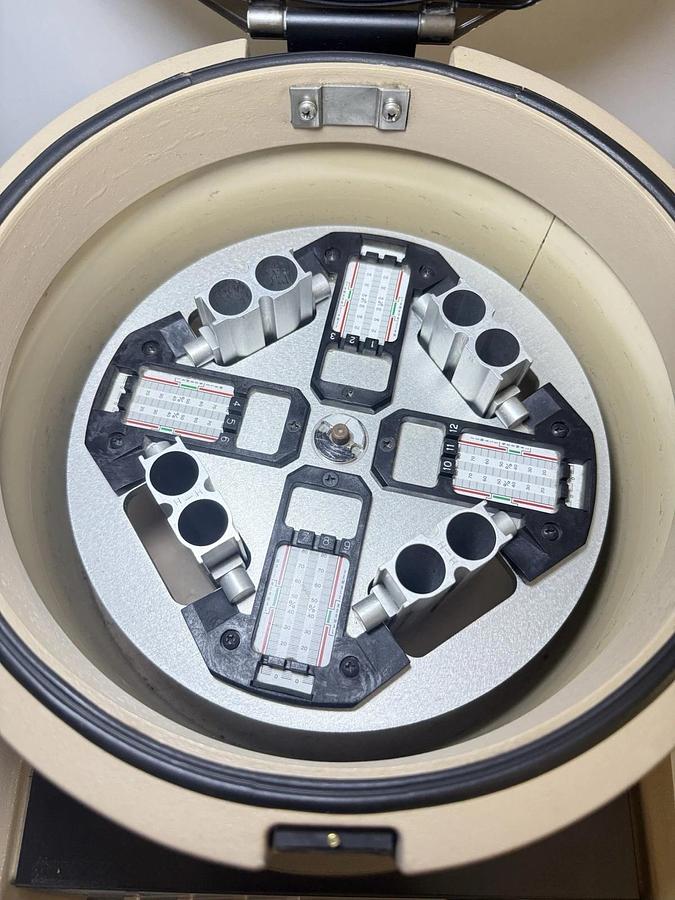 Used Clay Adams TRIAC Centrifuge Model 420200 w/ Rotor & Buckets – Lab Clinical Use