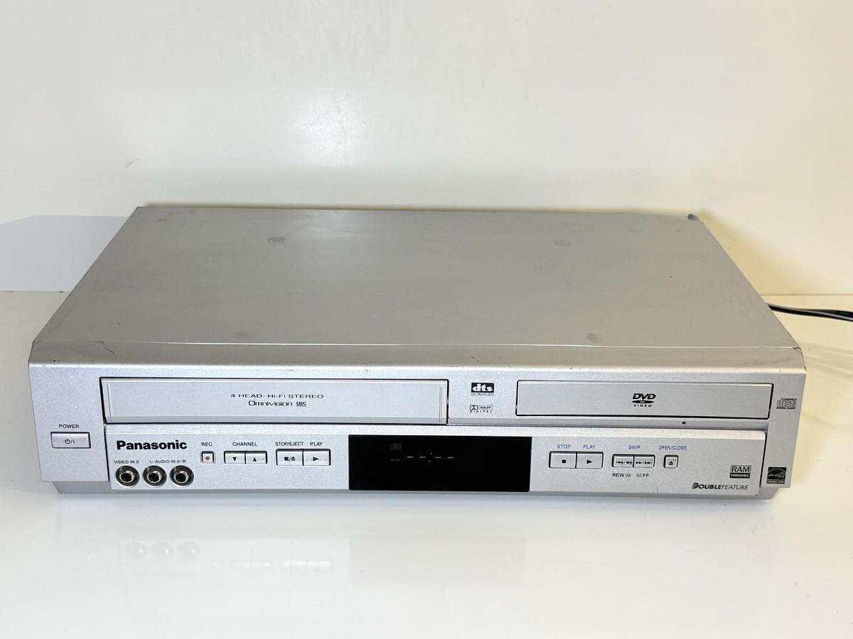 Used Panasonic Double Feature DVD Video / VHS Omnivision 4Head Hi-Fi Stereo PV-D4734S
