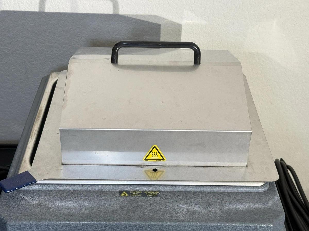 Used Fisher Scientific IsoTemp 210 Digital Water Bath
