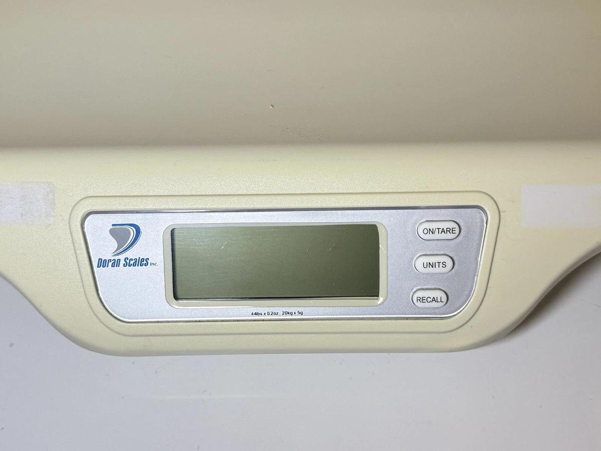 Used DORAN DS4050 Digital Infant Scale