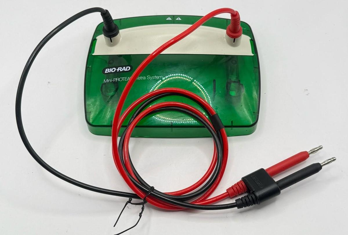 Used Bio Rad Bio-Rad Mini-PROTEAN Tetra System - Replacement part - Lid & Cables
