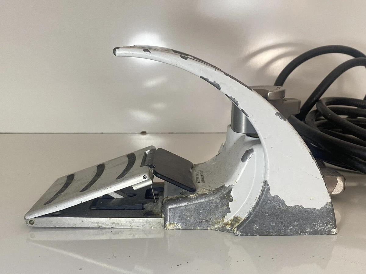 Used Medtronic Foot Control Pedal / Footswitch / Controller