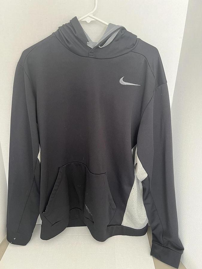 Used Nike Men's Pull Over Hoodie, Size XL - Small Paint Stain