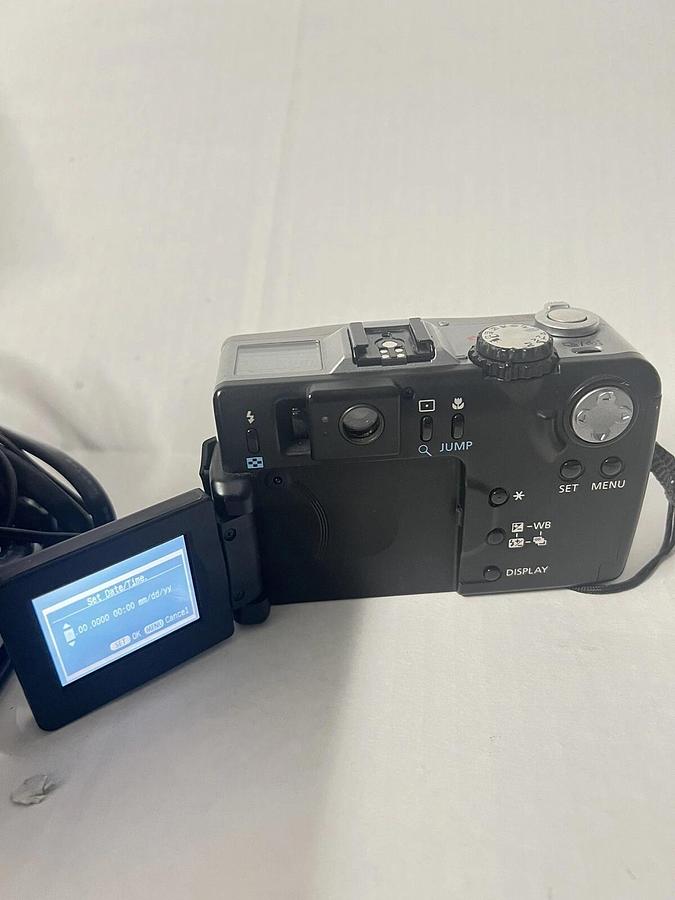 Used Canon PowerShot G1 3.3MP Digital Camera - with Battery, Charger, Memory Card 82966162169