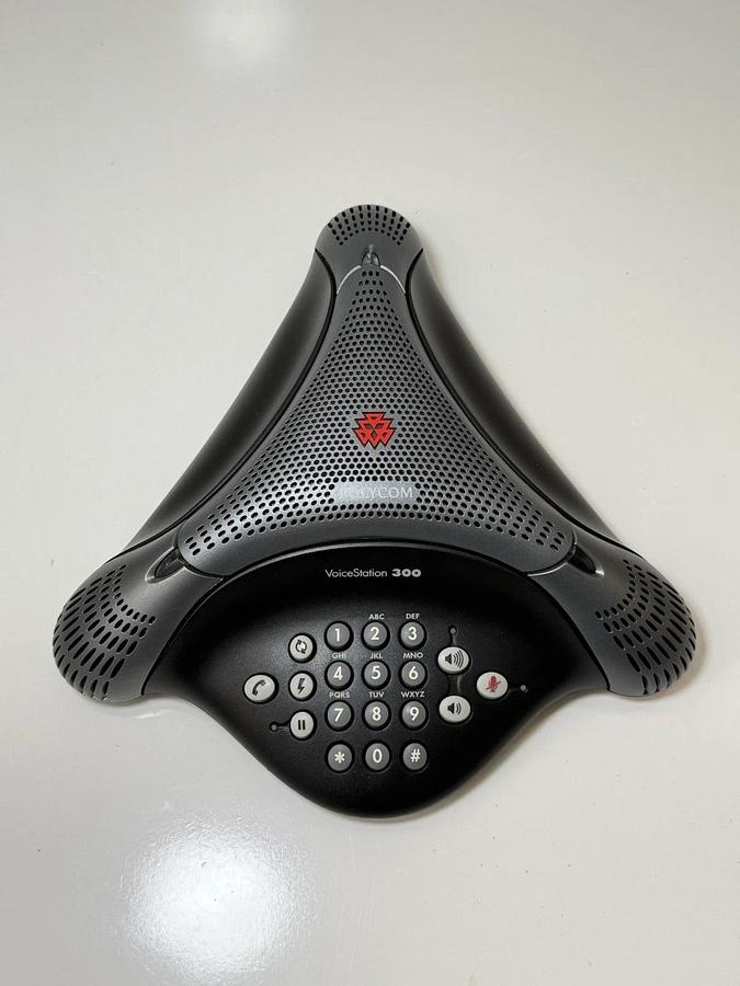 Used Polycom Voice Station 300 Conference Phone w/ Accessories