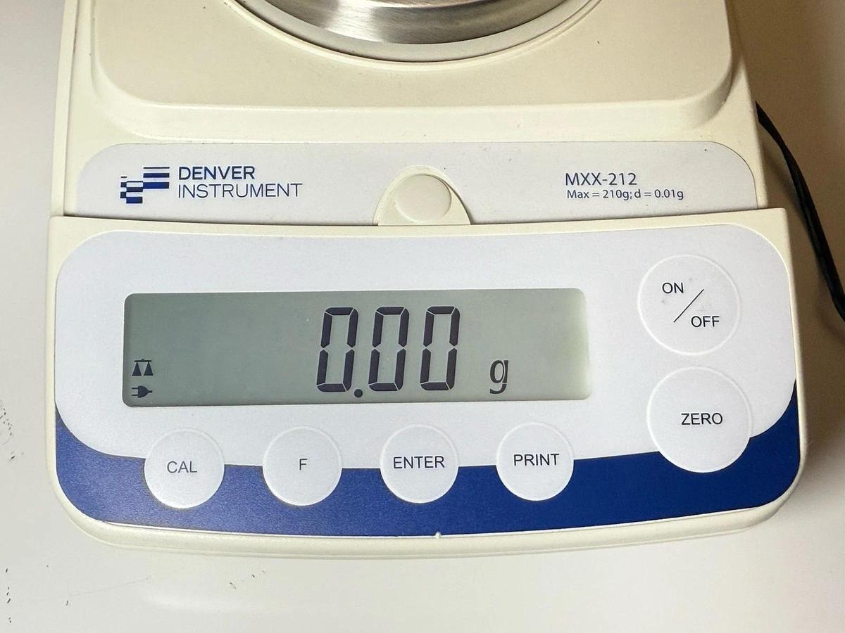 Used Denver Instrument MXX-212 Electronic Lab Scale Balance