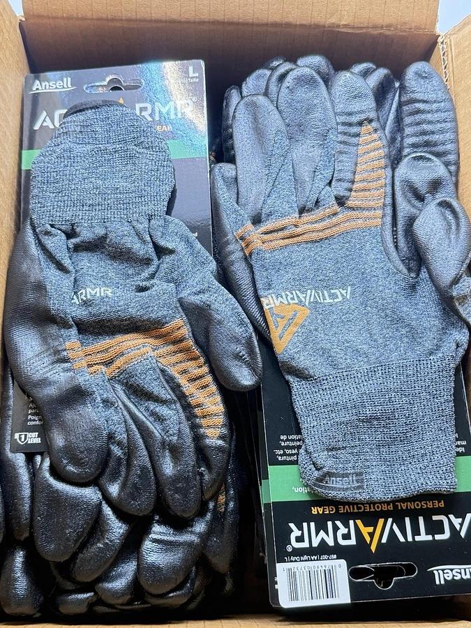 Used NEW 6 Pairs ANSELL Activarmr 97007 Light Duty Work Gloves - Size: L / Large
