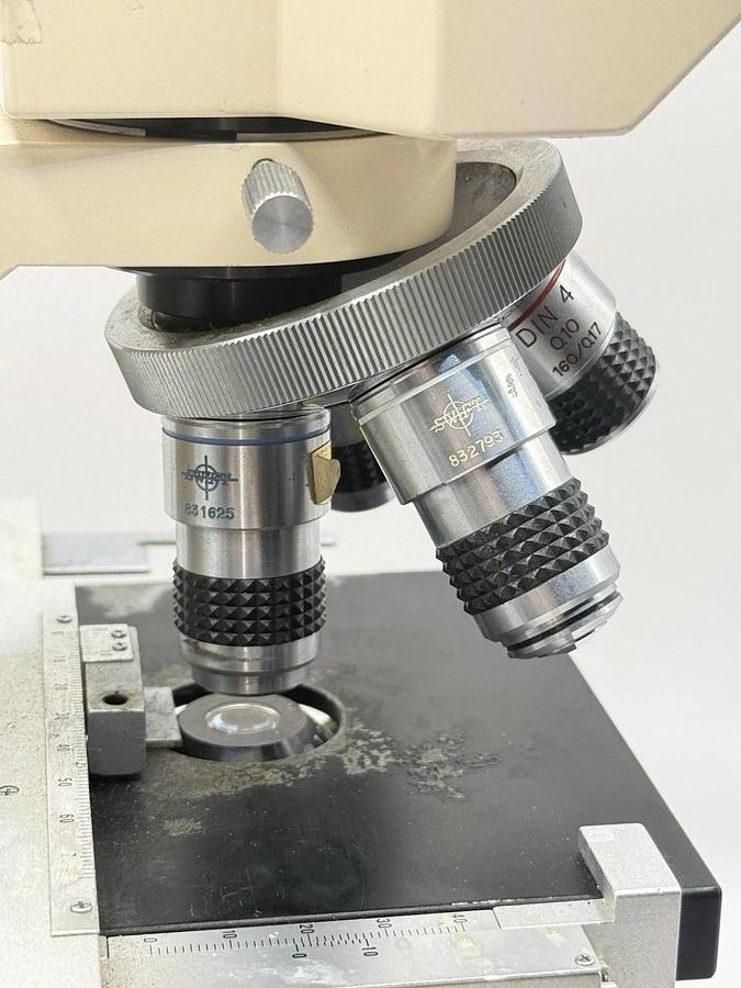 Used Swift M1000-D Series Medical Biological Binocular Microscope + 4 Objectives