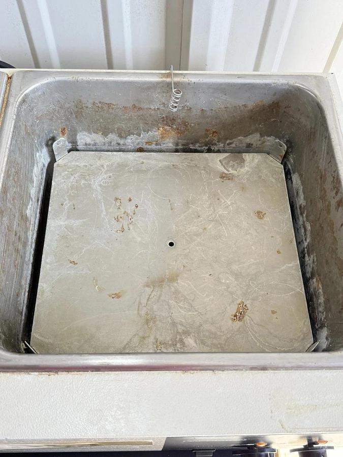 Used Precision Scientific - Dual Chamber Water Bath Model: 188 (Cat#: 66552)