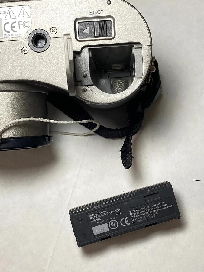 Used Kodak DC4800 Zoom Compact Digital Camera Silver