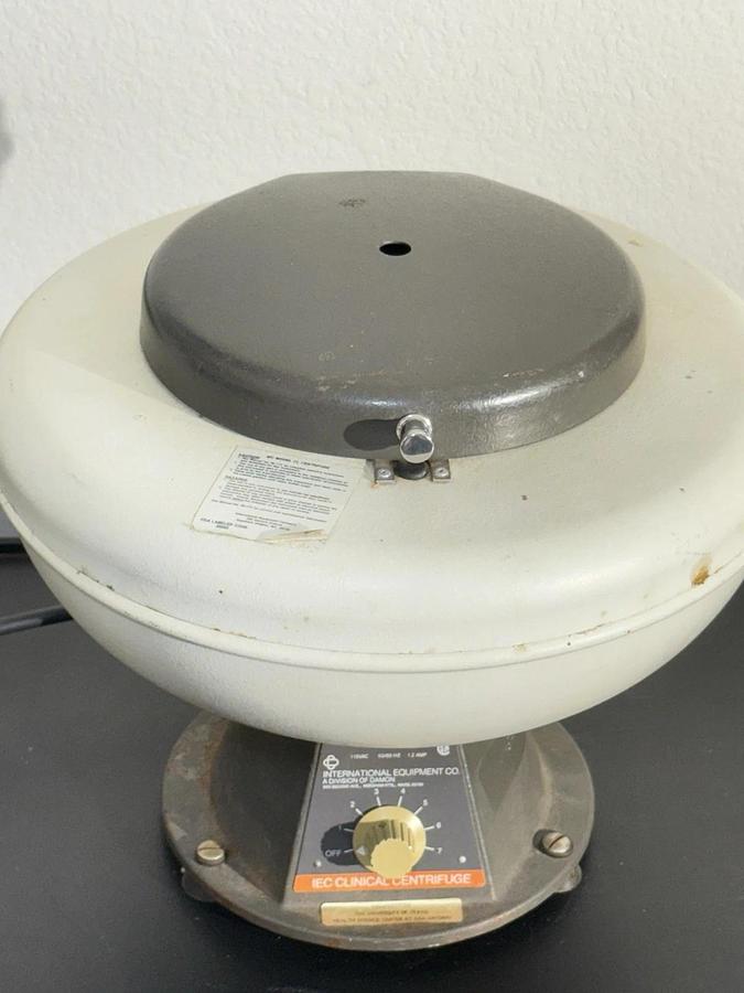 Used IEC International Equipment Co. Damon 428 Clinical Centrifuge with Rotor #221