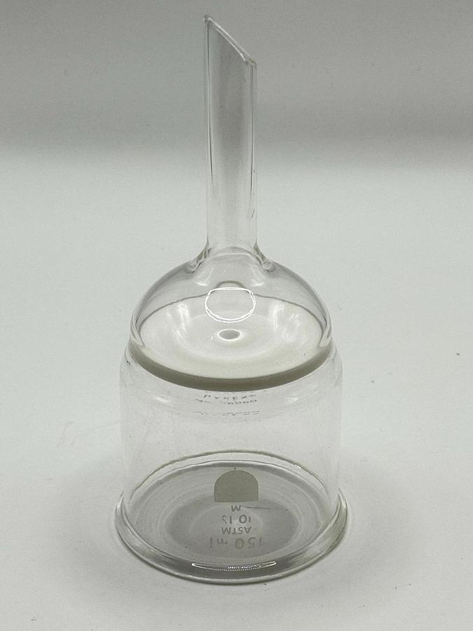 Used Corning PYREX Glass 150mL Fritted Buchner Filter Funnel ASTM 36060