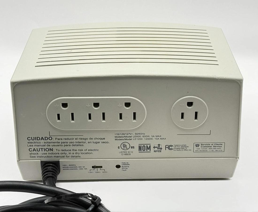 Used APC Line -R 600 Automatic Voltage Regulator 4 Outlets LE600