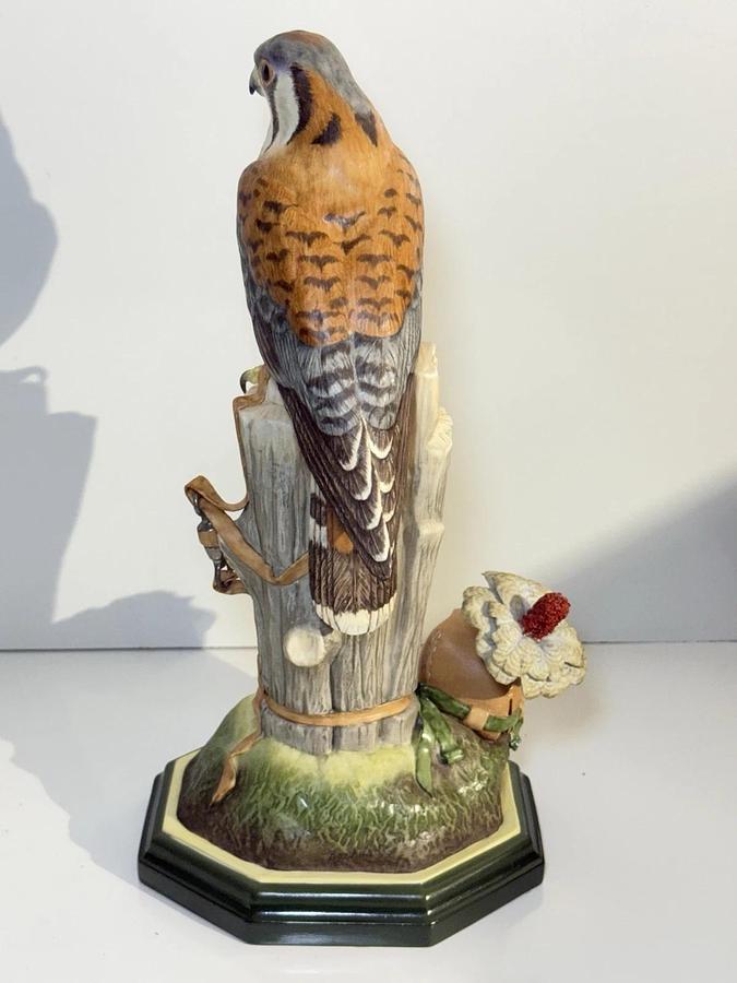 Used Boehm Limited Edition Porcelain Figurines - Pair of Kestrels Falco sparverius