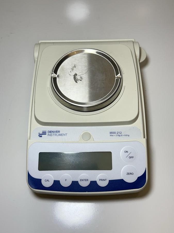 Used Denver Instrument MXX-212 Electronic Lab Scale Balance