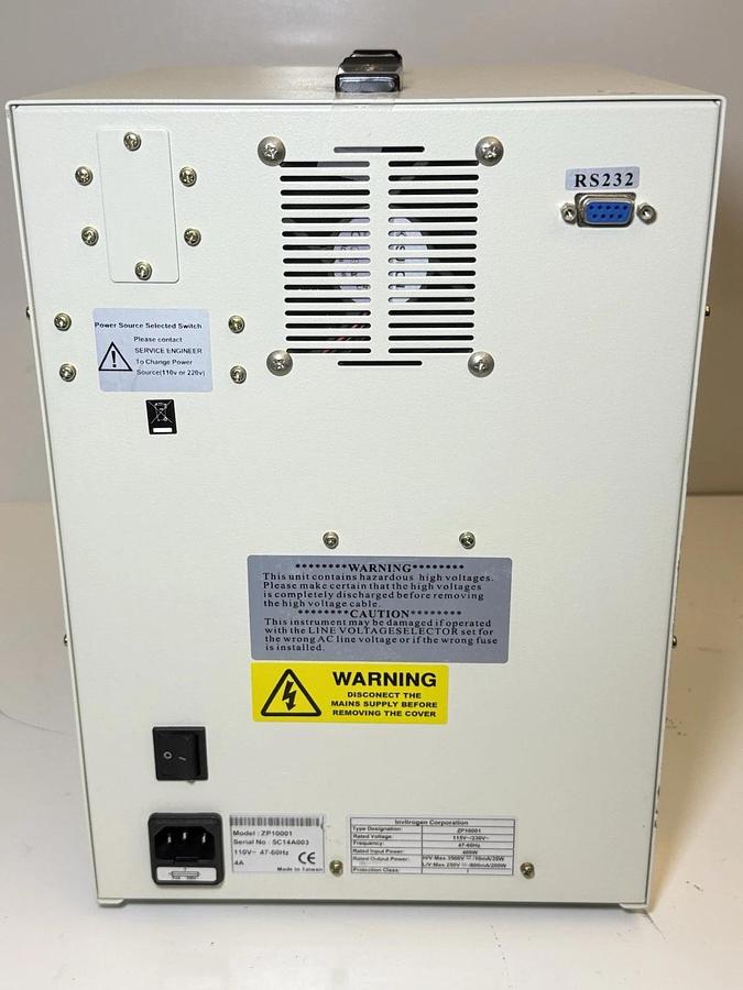 Used Invitrogen Corporation ZP10001 Zoom Dual Power Supply