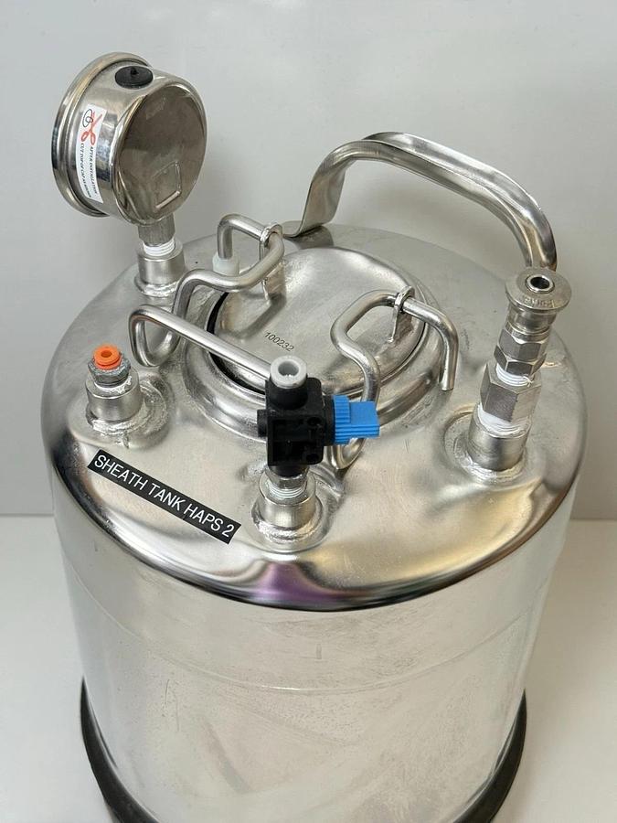 Used UM Apache Stainless Equipment Corp Pressure Vessel Tank (MDMT -20 F at 165PSI)