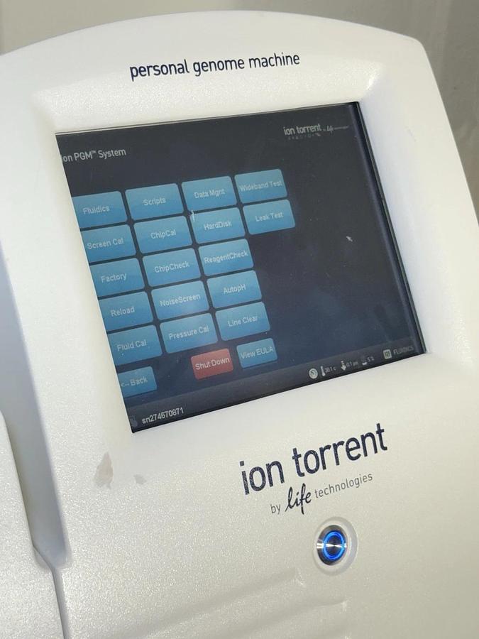 Used Life Technologies Ion Torrent Personal Genome Machine - Model 7467 (REF 4482296)