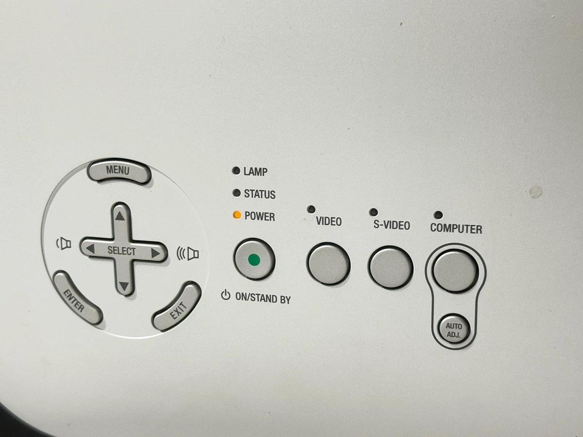 Used NEC VT37 LCD Multimedia Projector – 1500 ANSI Lumens SVGA 800x600 Portable
