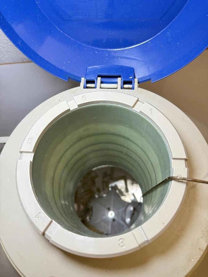 Used Taylor-Wharton 35VHC Union Carbide / Cryo Cryogenic 35L Liquid Nitrogen Tank