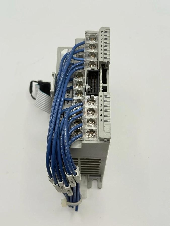 Used Allen Bradley AB MicroLogix 8-Point 24VDC Relay Output (Cat no: 1762-IQ8OW6)