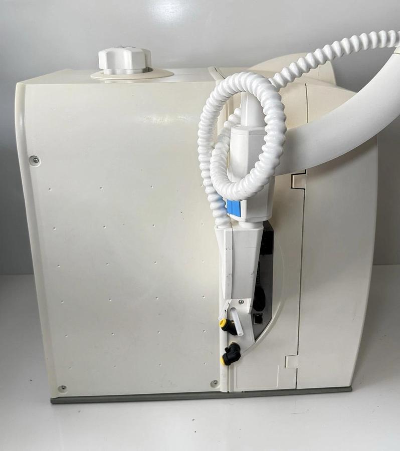 Used Millipore Milli-Q Direct 8 Water Purification System ZROQ00800