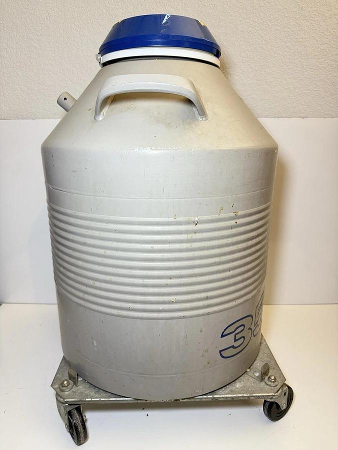 Used Taylor-Wharton 35VHC Union Carbide / Cryo Cryogenic 35L Liquid Nitrogen Tank