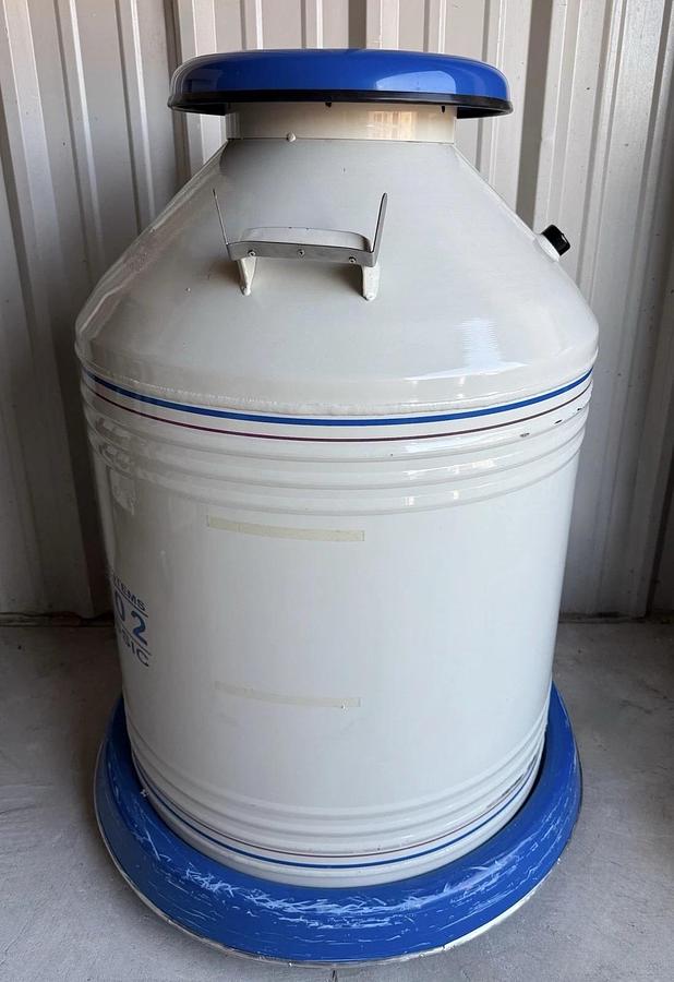 Used CBS Cryosystems 6002 Classic 175 Liter Nitrogen Tank