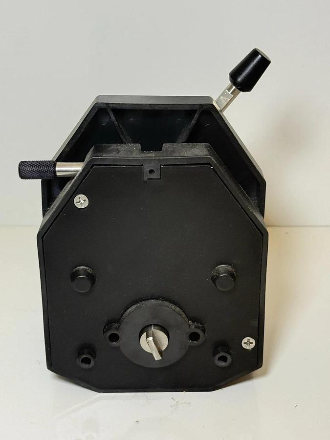 Used Cole-Palmer MasterFlex Easy Load II L/S Model: 77201-60 Pump Head