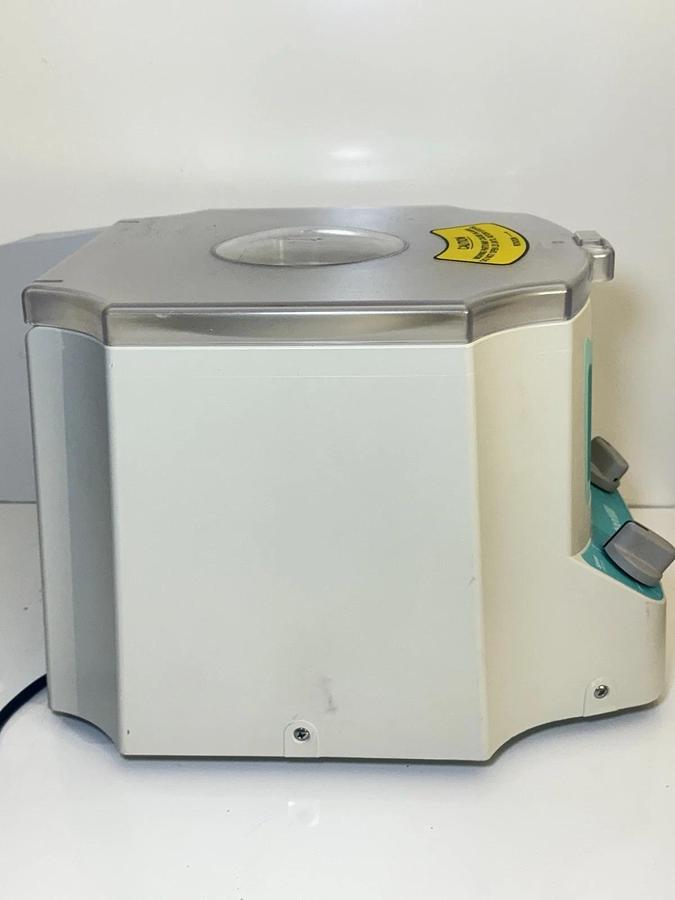 Used Labnet Z100 A Clinical Centrifuge - 6 tubes holder Rotor