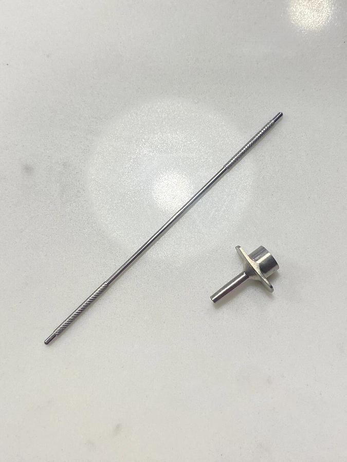 Used Medtronic Xomed - Stainless Steel Instruments (5pcs) 18-92001, 18-82900 W/ Case