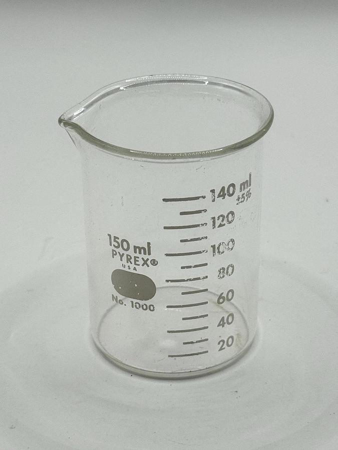 Used Pyrex Vintage Glass Laboratory Graduated Beaker No. # 1000 Dripless Beaker 150ml