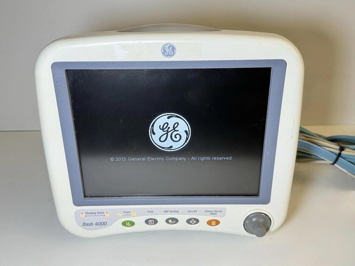 Used GE Dash 4000 Patient Monitor W/ Leads (ECG, NBP)