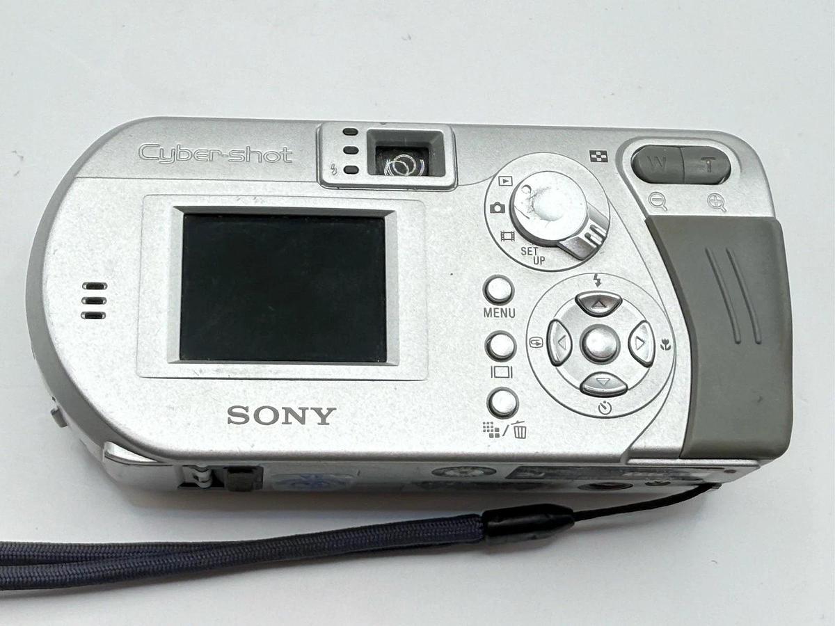 Used Sony Cyber-Shot DSC-P72 3.2MP Digital Camera with Case