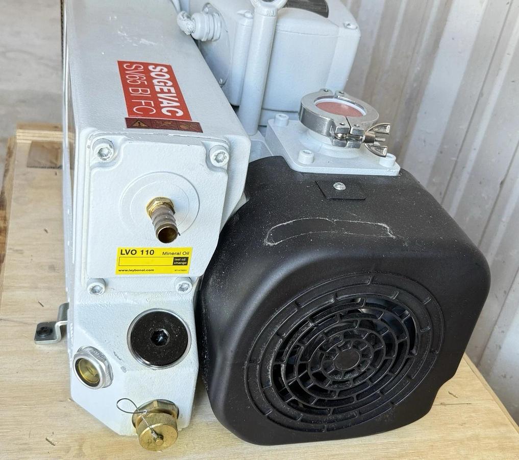 Oerlikon Leybold /LeRoy Somer Varmeca SOGEVAC SV65 BI FC Rotary Vane Vacuum Pump