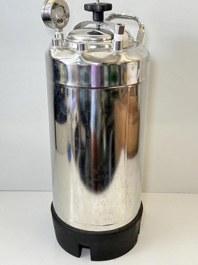 Used Apache Stainless Equip. Pressure Vessel Autoclave Tank (MDMT -20Deg F at 165PSI)