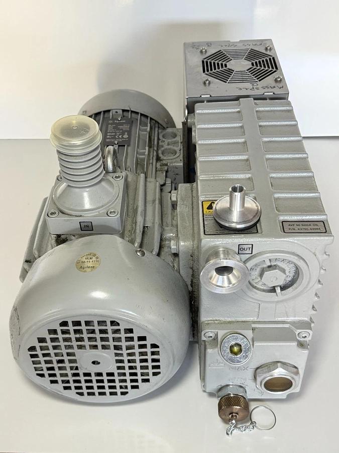 Used Agilent Technologies MS40+ Rotary Vane Pump 9499225M008