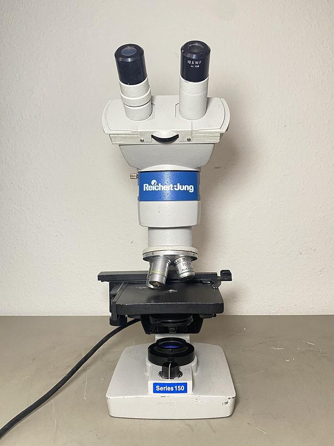 Used Reichert-Jung Series 150 Binocular Upright Laboratory Microscope