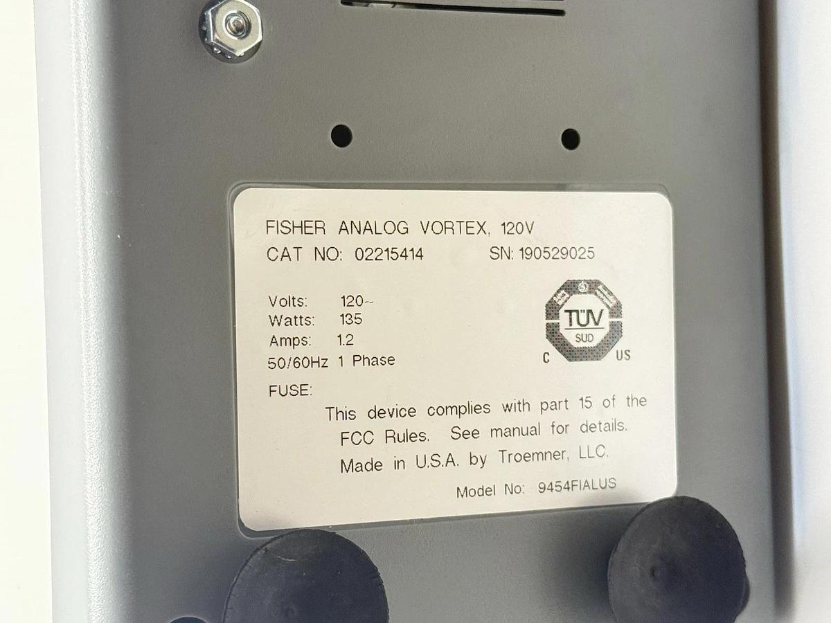 Used Fisher Brand - Analog Vortex Mixer CAT: 02215414