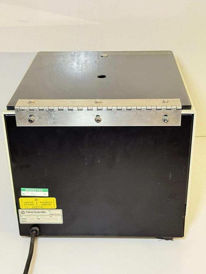 Used Fisher Scientific (CAT: 4-978-59A) Micro-Centrifuge Model 59A w/ Rotor
