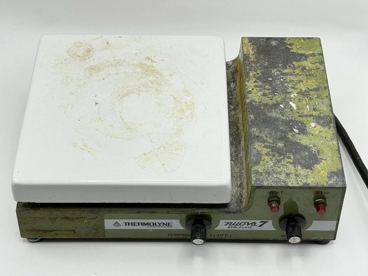 Used Thermolyne Nuova 7 Stirrer Stir Plate Model SP-18425