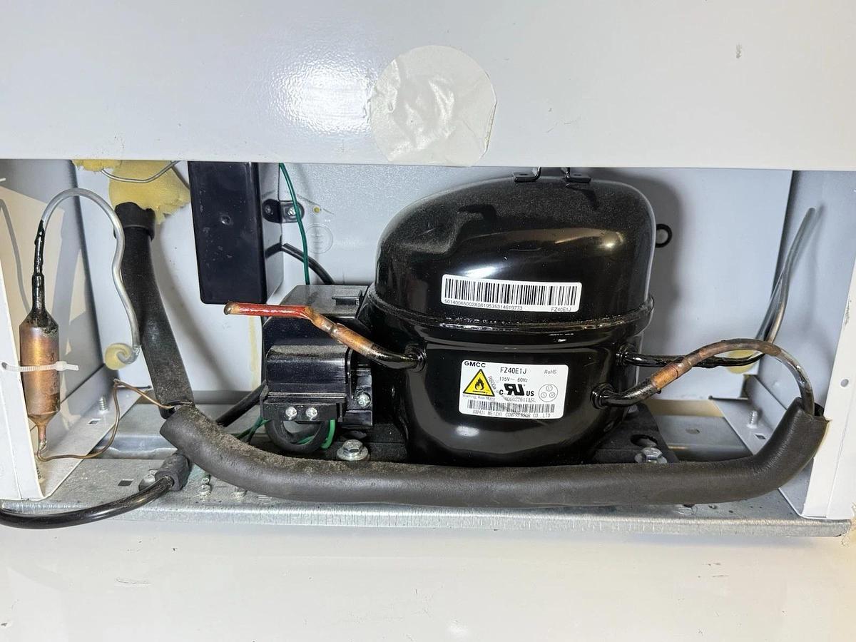 Used ABS American Biotech Supply PH-ABT-UCFS-0220M Laboratory Storage Freezer